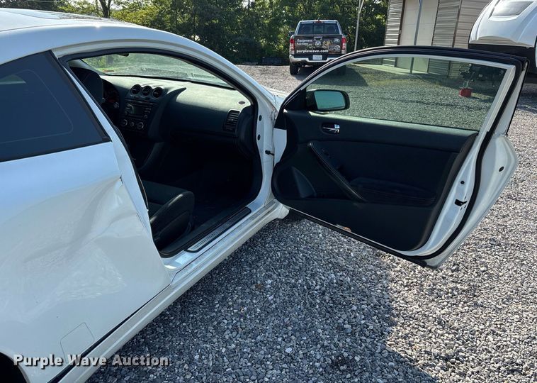 image for item DW7220 2012 Nissan Altima  