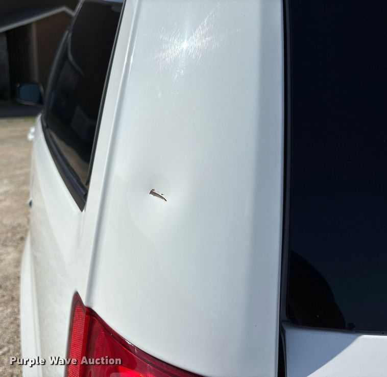 image for item DW7221 2017 Dodge Grand Caravan van