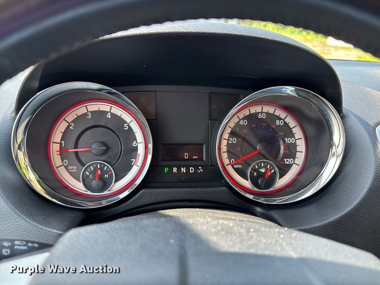 image for item DW7221 2017 Dodge Grand Caravan van