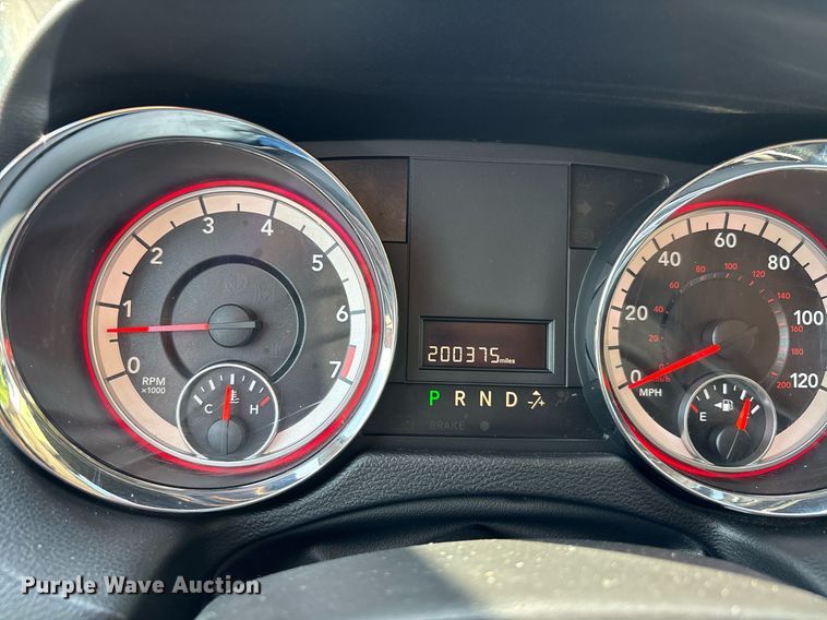 image for item DW7221 2017 Dodge Grand Caravan van