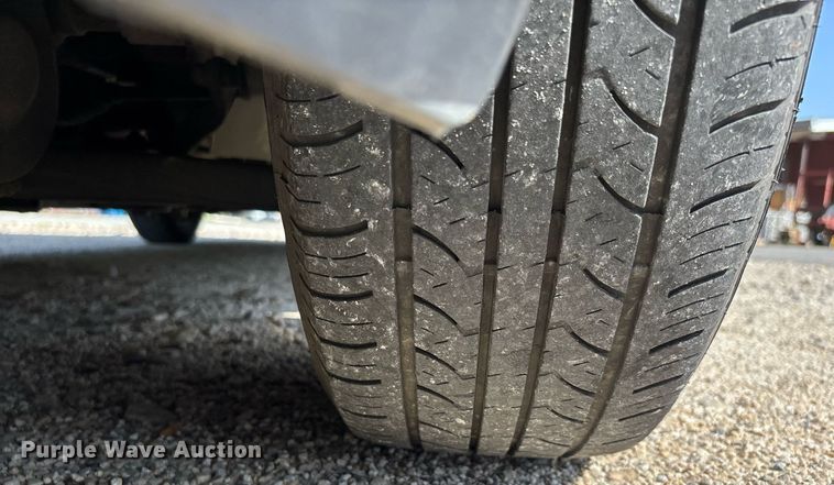 image for item DW7221 2017 Dodge Grand Caravan van