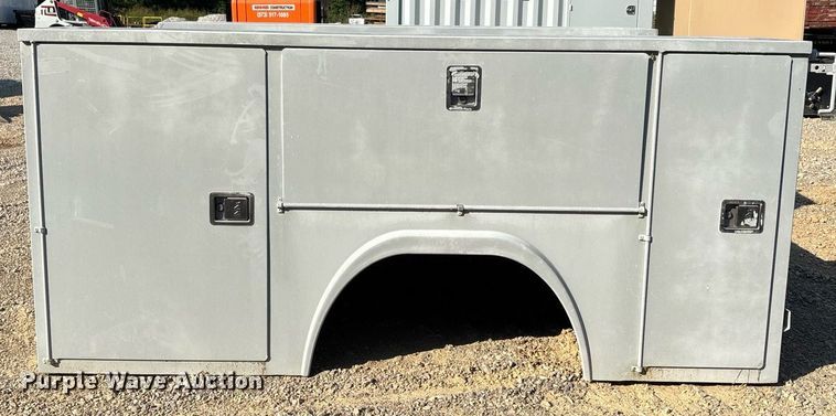 image for item DW7226 RKI S5680 utility bed