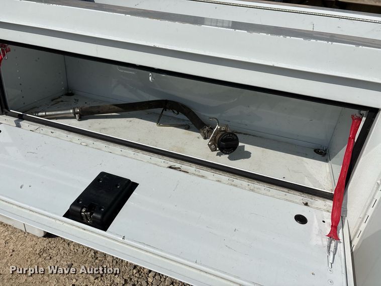 image for item DW7231 Knapheide 696F-2 utility bed