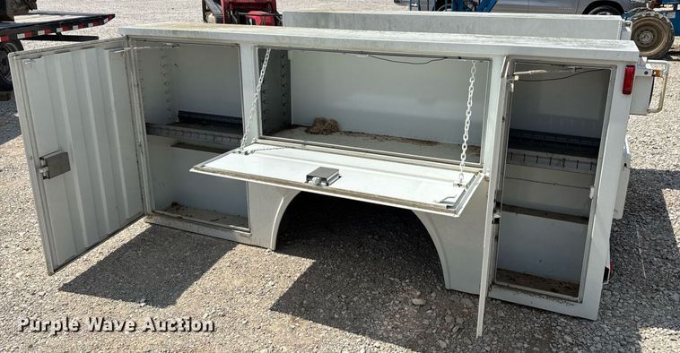 image for item DW7236 RKI S5680 utility bed