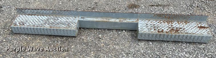 image for item DW7236 RKI S5680 utility bed