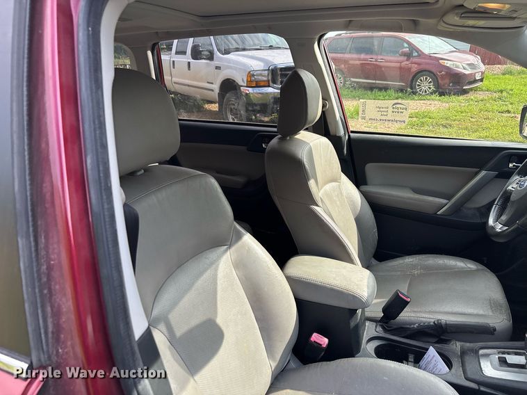 image for item DW7237 2014 Subaru Forester SUV