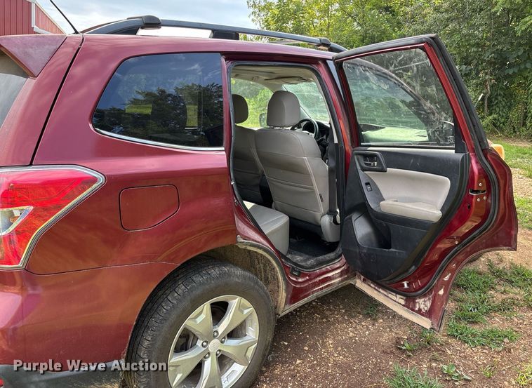 image for item DW7237 2014 Subaru Forester SUV