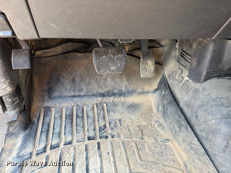 image for item DW7243 2013 Ford F150  SuperCab pickup truck