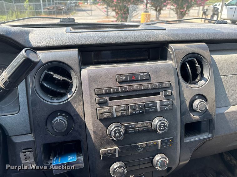 image for item DW7243 2013 Ford F150  SuperCab pickup truck