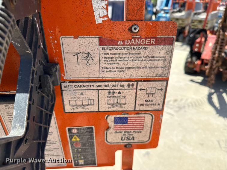 image for item DX5675 2012 JLG 1930ES scissor lift