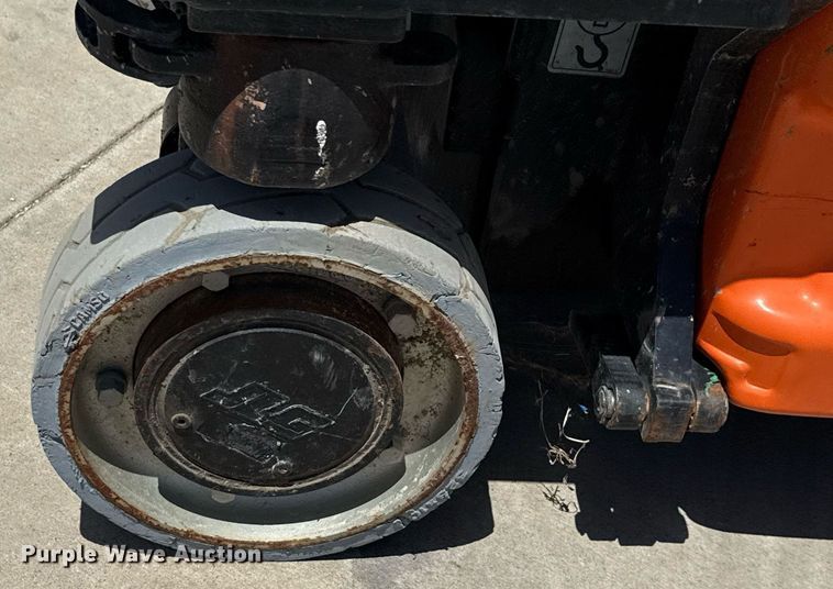 image for item DX5675 2012 JLG 1930ES scissor lift