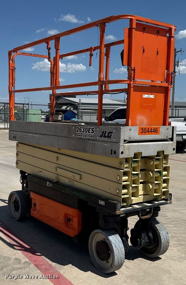 image for item DX5678 2012 JLG 2630ES scissor lift