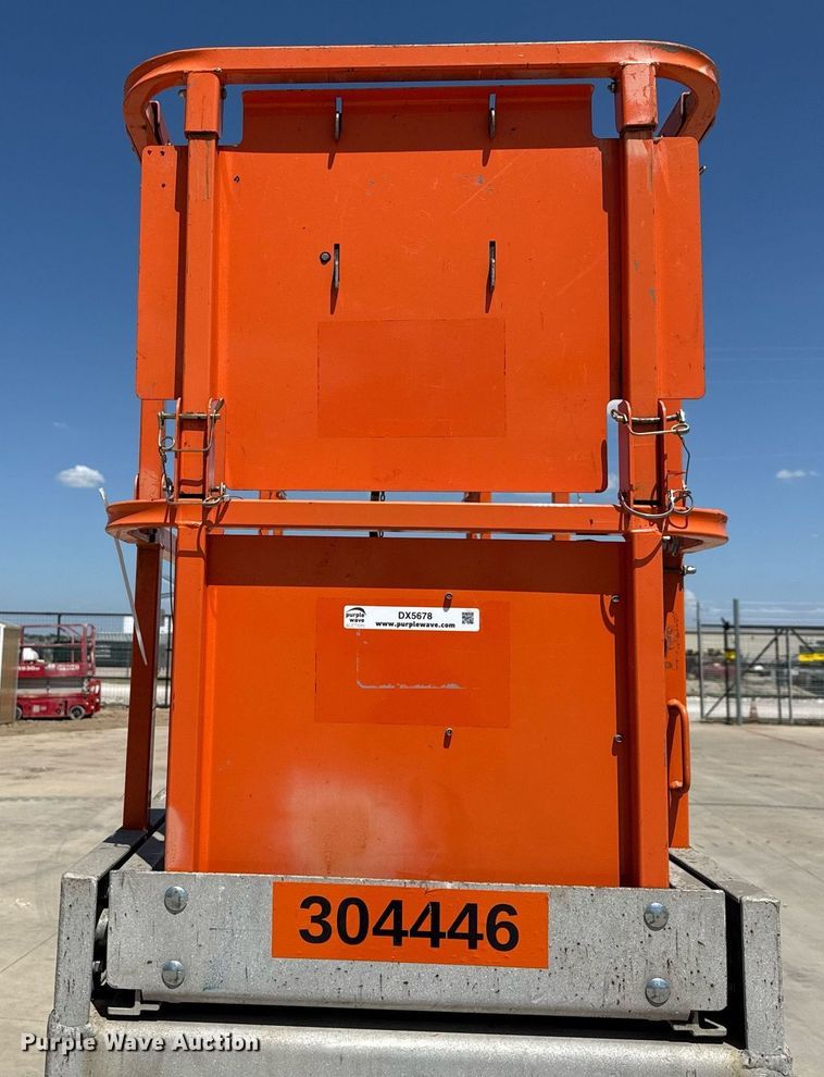 image for item DX5678 2012 JLG 2630ES scissor lift