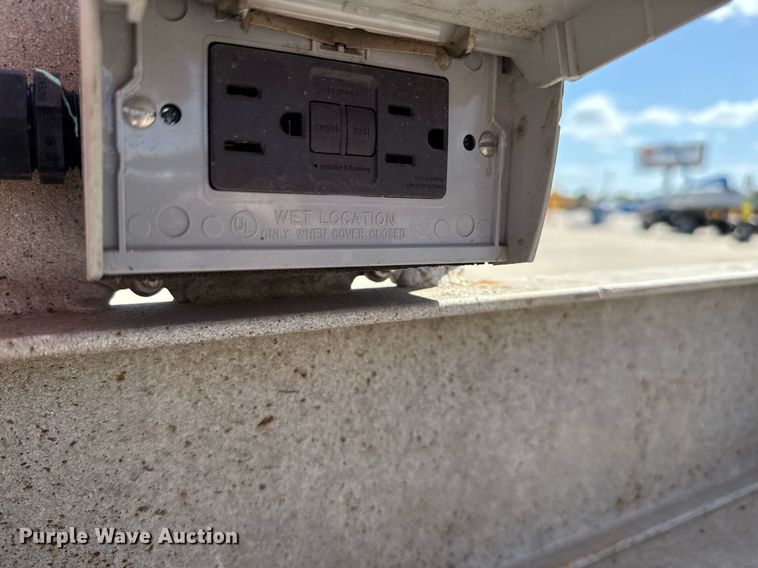 image for item DX5678 2012 JLG 2630ES scissor lift