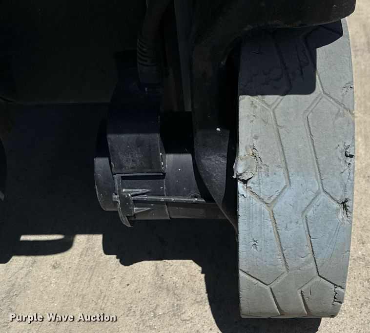 image for item DX5678 2012 JLG 2630ES scissor lift