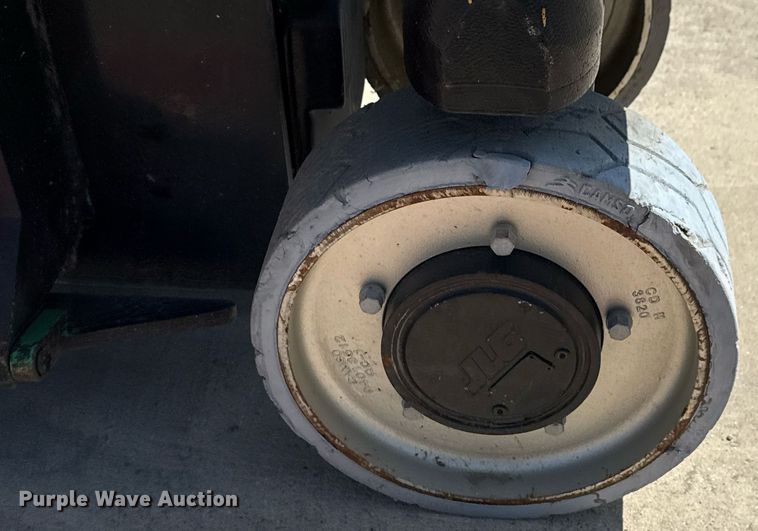 image for item DX5678 2012 JLG 2630ES scissor lift