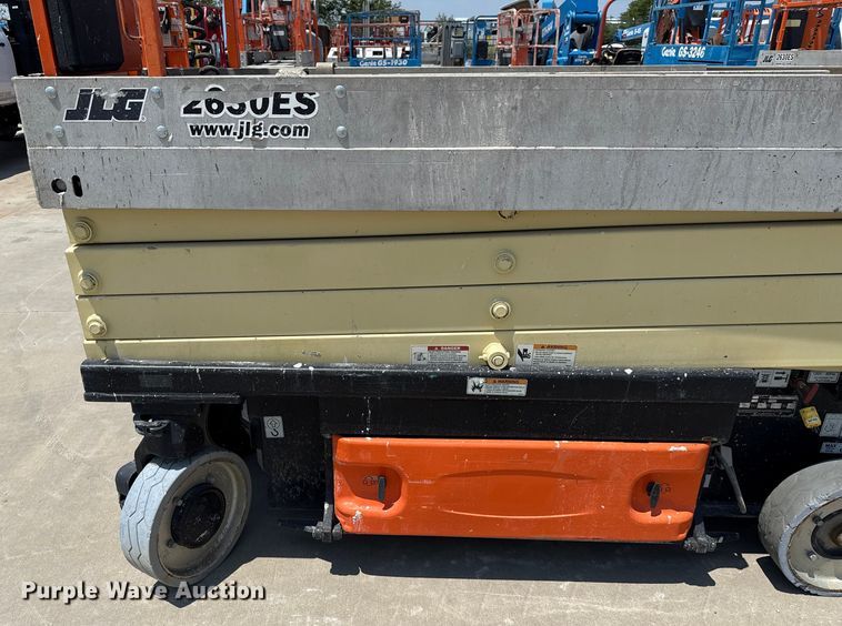 image for item DX5679 2013 JLG 2630ES scissor lift