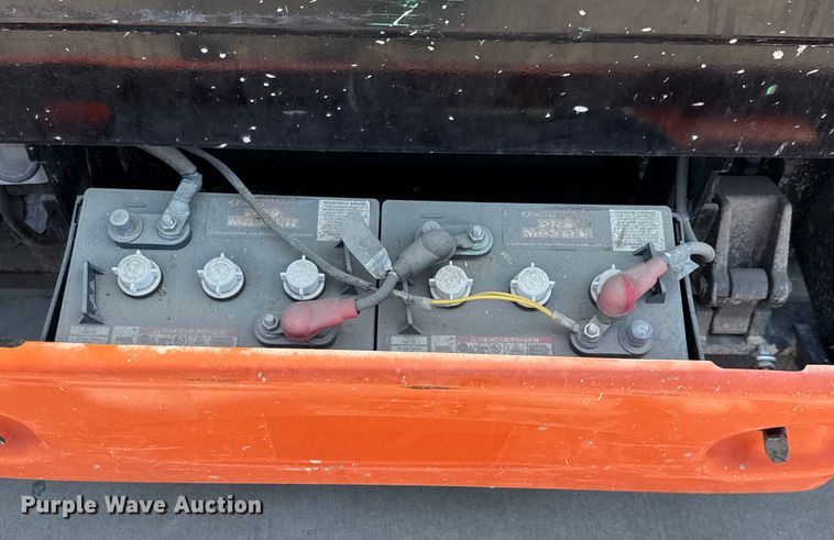 image for item DX5679 2013 JLG 2630ES scissor lift