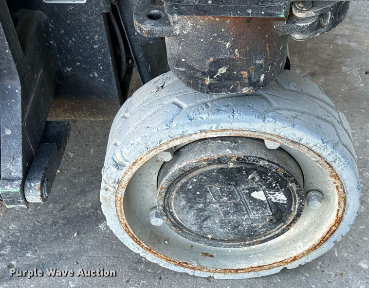 image for item DX5683 2011 JLG 1930ES scissor lift