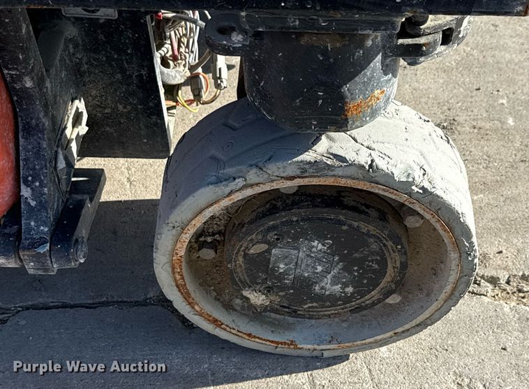 image for item DX5684 2013 JLG 1930ES scissor lift