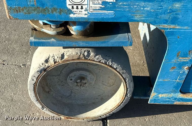 image for item DX5686 2016 Genie GS-3246 scissor lift