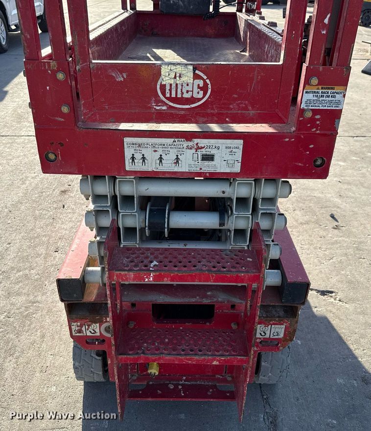 image for item DX5687 2017 MEC 1930SE scissor lift