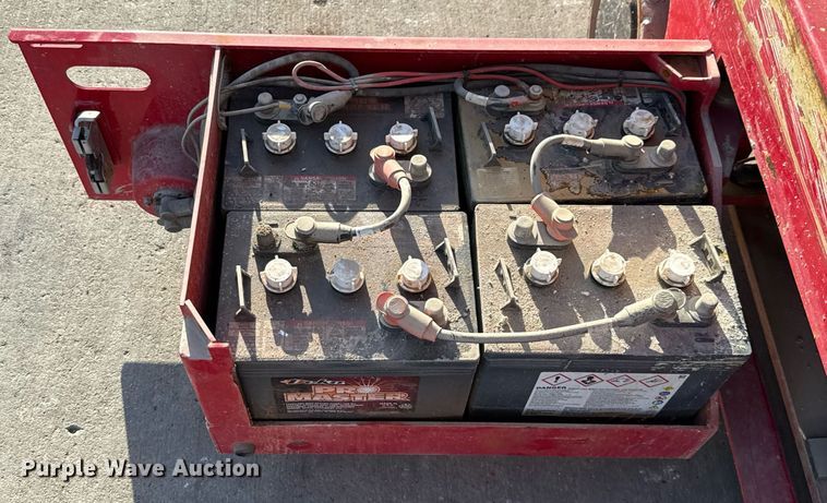 image for item DX5687 2017 MEC 1930SE scissor lift