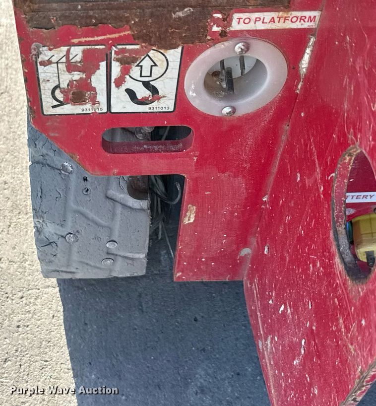 image for item DX5687 2017 MEC 1930SE scissor lift