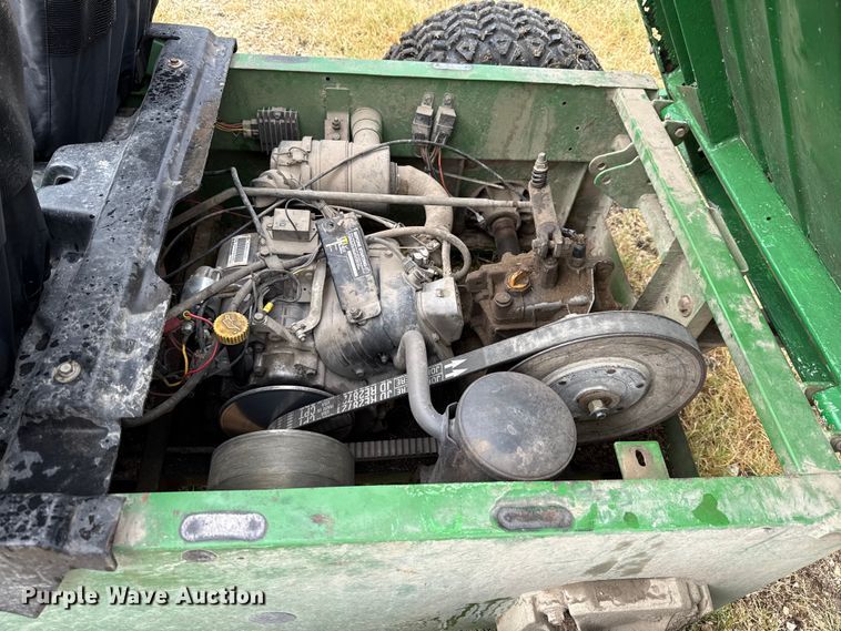 image for item DX5702 John Deere Gator utility vehicle