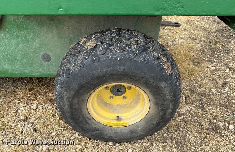 image for item DX5702 John Deere Gator utility vehicle