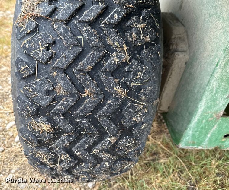 image for item DX5702 John Deere Gator utility vehicle