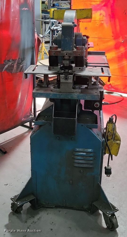 image for item DX7184 Piranha 50 shear/punch