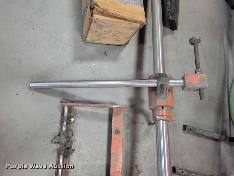 image for item DX7184 Piranha 50 shear/punch