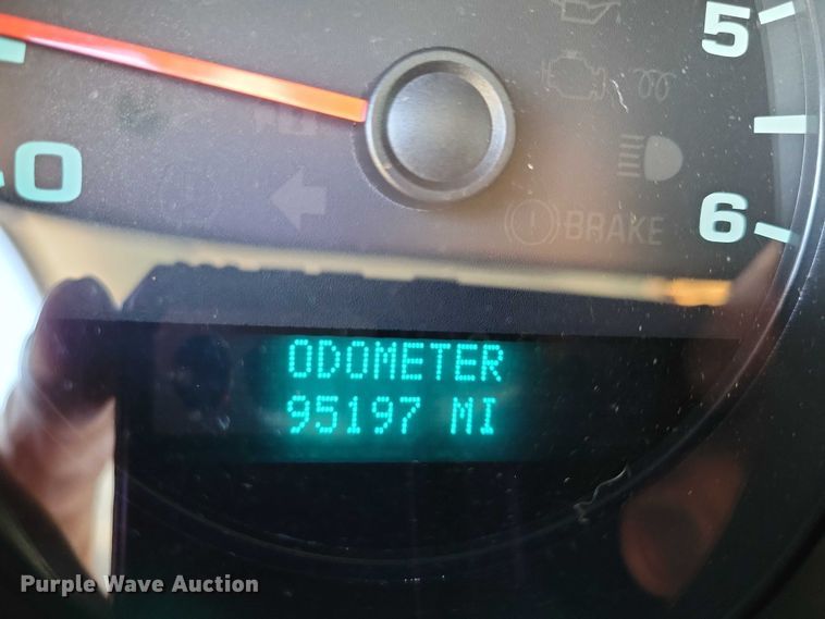 image for item DX7185 2013 Chevrolet Silverado 1500 pickup truck