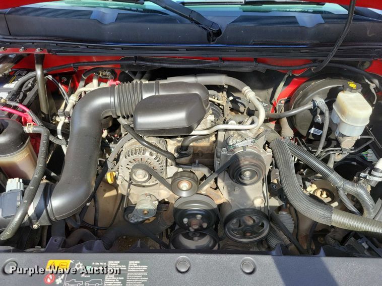 image for item DX7185 2013 Chevrolet Silverado 1500 pickup truck