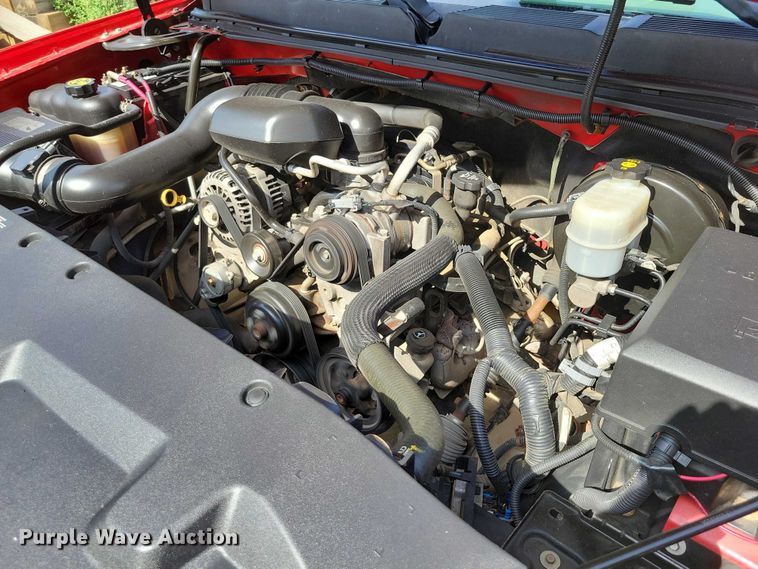 image for item DX7185 2013 Chevrolet Silverado 1500 pickup truck