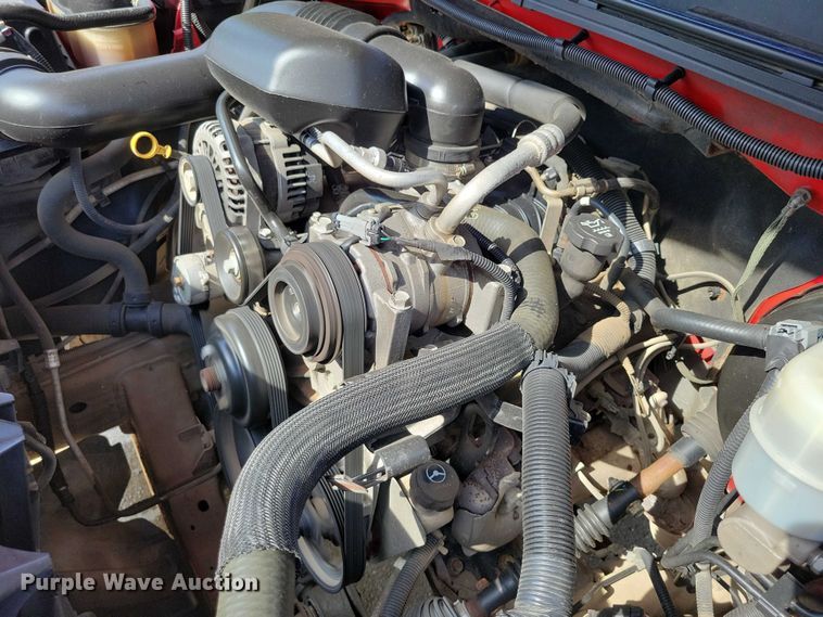 image for item DX7185 2013 Chevrolet Silverado 1500 pickup truck