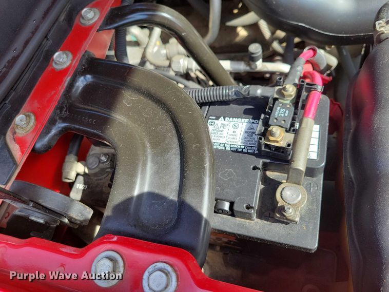 image for item DX7185 2013 Chevrolet Silverado 1500 pickup truck