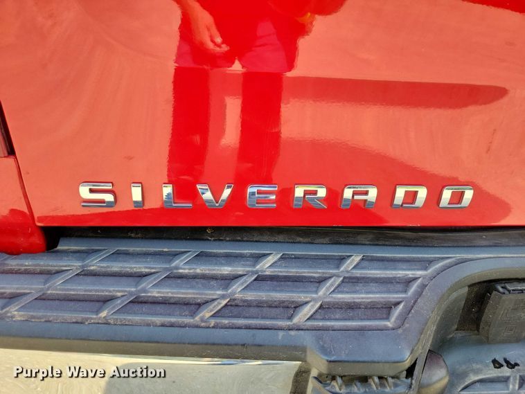 image for item DX7185 2013 Chevrolet Silverado 1500 pickup truck