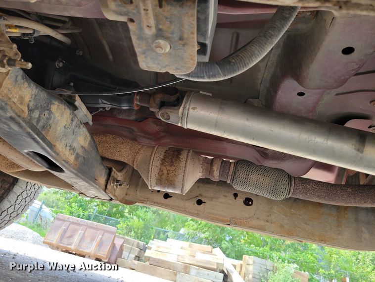 image for item DX7185 2013 Chevrolet Silverado 1500 pickup truck