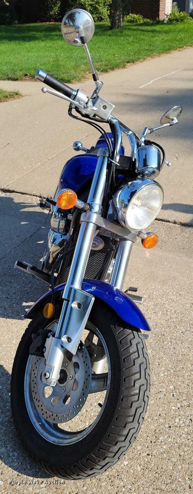 image for item DX7229 2001 Suzuki Marauder motorcycle