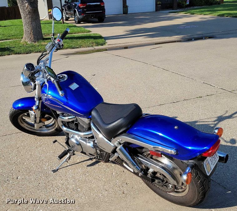 image for item DX7229 2001 Suzuki Marauder motorcycle