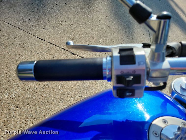 image for item DX7229 2001 Suzuki Marauder motorcycle