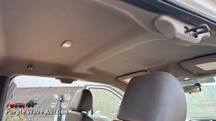 image for item DX8014 2017 Ford F450 Super Duty XL SuperCab truck cab and chassis