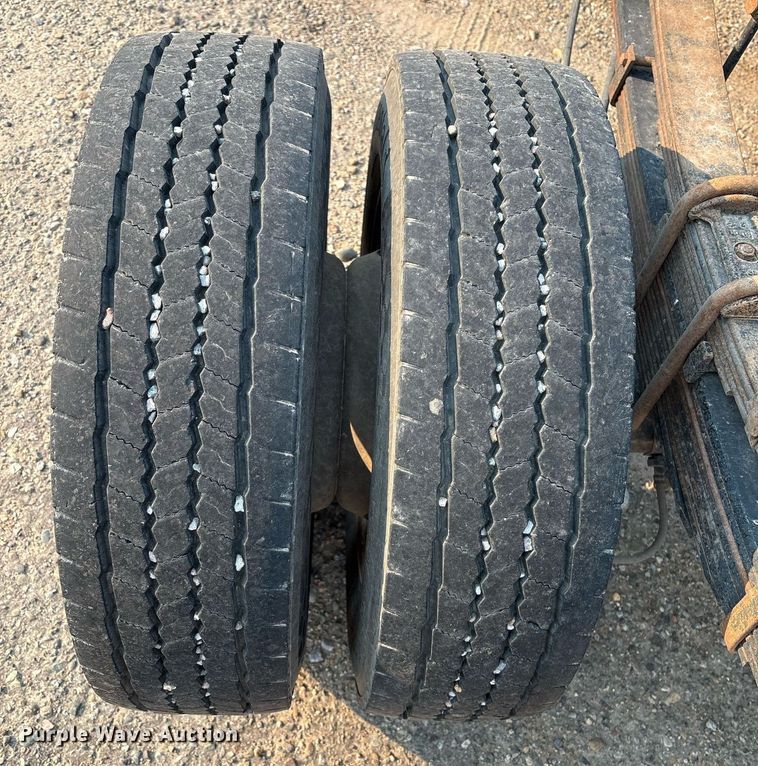 image for item DX8014 2017 Ford F450 Super Duty XL SuperCab truck cab and chassis