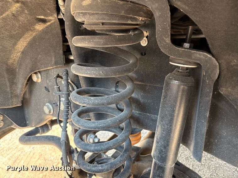 image for item DX8016 2018 Ford F450 Super Duty XL SuperCab truck cab and chassis