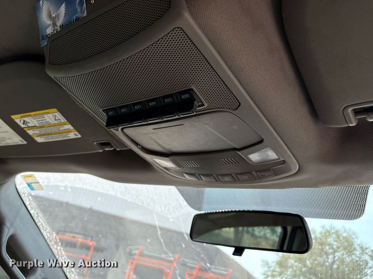 image for item DX8016 2018 Ford F450 Super Duty XL SuperCab truck cab and chassis