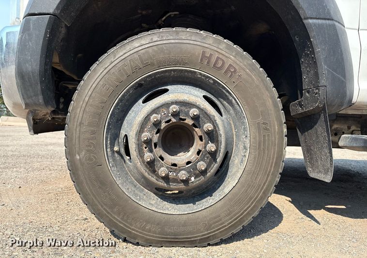 image for item DX8016 2018 Ford F450 Super Duty XL SuperCab truck cab and chassis