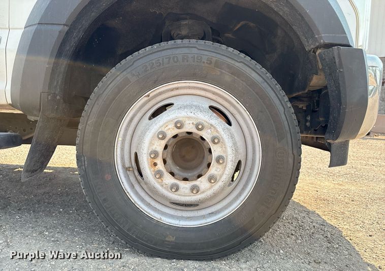 image for item DX8016 2018 Ford F450 Super Duty XL SuperCab truck cab and chassis