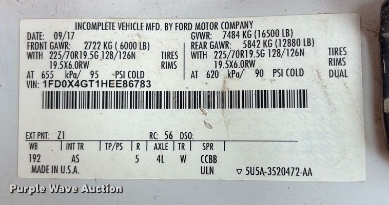 image for item DX8017 2017 Ford F450 Super Duty XL SuperCab truck cab and chassis